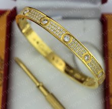 Cartier Love Bracelet Diamond-Paved Yellow Gold Diamonds N6035017